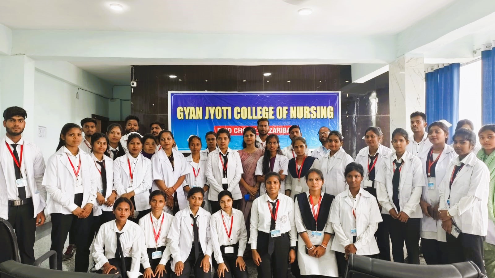 Nursing students group photo at Gyan Jyoti College